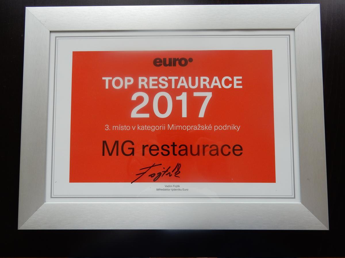 Mg Restaurace/Luxury Apartments Млада-Болеслав Екстер'єр фото