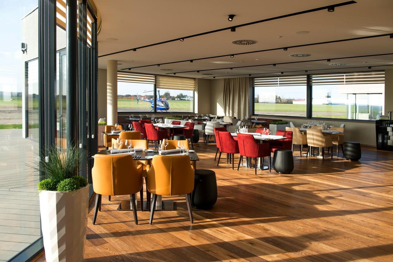 Mg Restaurace/Luxury Apartments Млада-Болеслав Екстер'єр фото